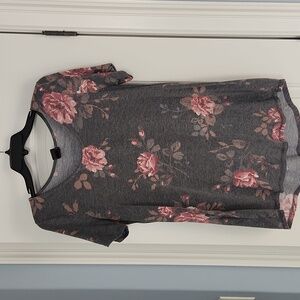 Agnes and Dora short sleeve top